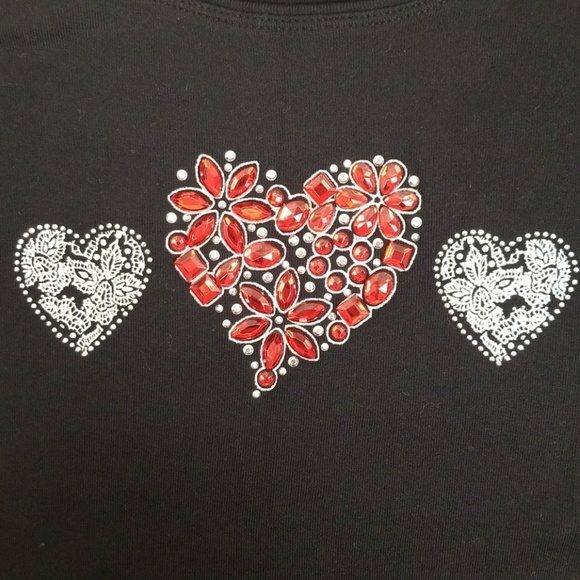 Karen Scott Love and Bloom Tee Black - Picture 3 of 3